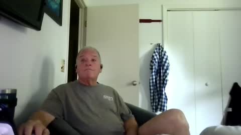 mackdocc001 online show from July 23, 3:20 pm