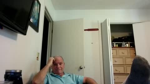 mackdocc001 online show from July 28, 3:08 pm