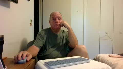 mackdocc001 online show from July 18, 1:05 pm
