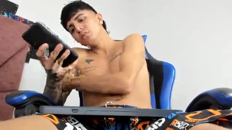 maikdemon_ online show from July 10, 5:16 pm