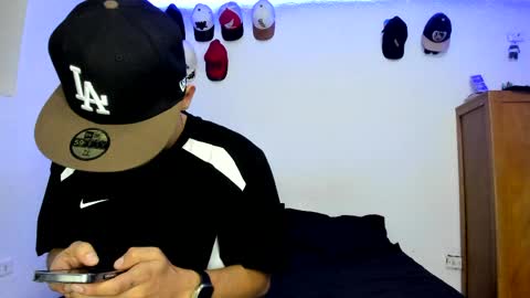 maiker_vanz online show from May 17, 10:17 pm
