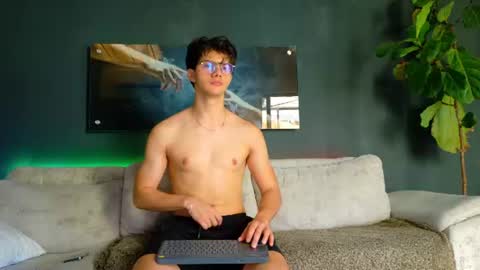 Bastian Arslan online show from June 27, 2:55 pm