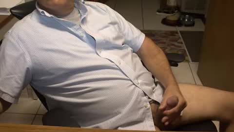 majormike34 online show from May 10, 12:50 pm