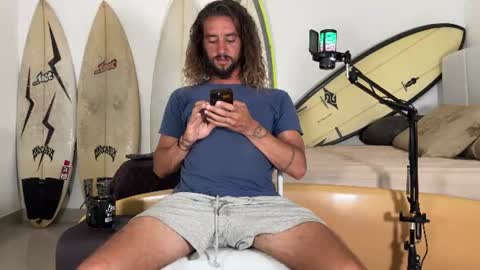 Mack  Makingmoans Twitter online show from July 24, 11:39 am
