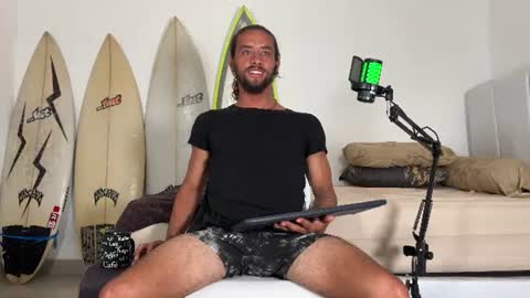 Mack  Makingmoans Twitter online show from June 24, 11:57 am