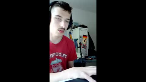 male20y online show from May 29, 5:12 pm
