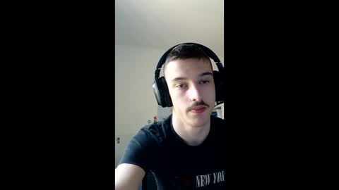 male20y online show from May 27, 10:01 am