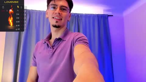 manu online show from May 8, 2:39 pm