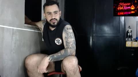 marco_aure online show from May 19, 5:24 am