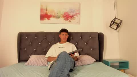 marcos_vieyra online show from June 11, 9:13 pm