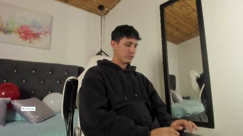 marcos_vieyra online show from July 14, 7:20 pm
