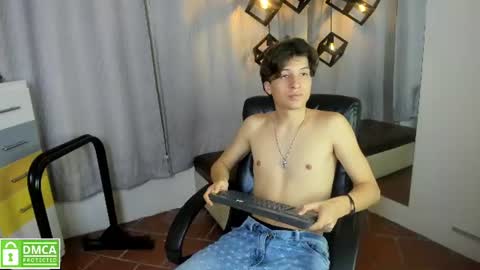 marcoviolet online show from July 21, 8:22 pm