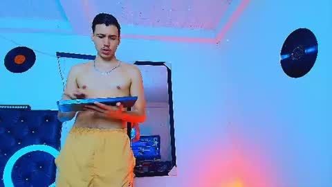 Marcus hanks1 online show from August 2, 12:32 am