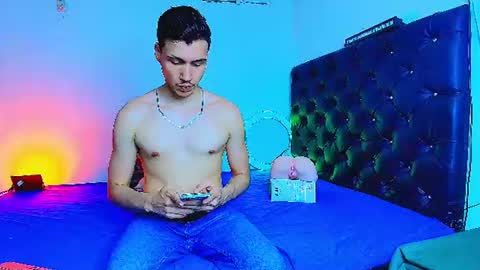 Marcus hanks1 online show from July 26, 3:25 am