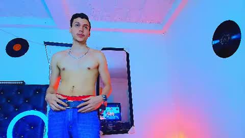 Marcus hanks1 online show from August 5, 2:05 am