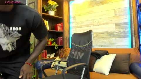 Marcusssss online show from April 29, 1:05 pm
