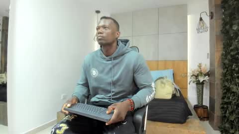 Marcusssss online show from May 19, 11:38 am