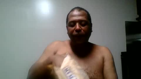 mark7062012 online show from May 18, 4:07 am