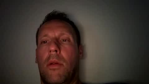 Mark online show from May 4, 11:28 pm