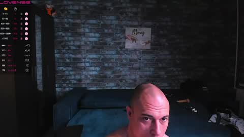Mark online show from June 8, 1:23 am