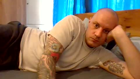 markus_7 online show from August 7, 10:44 am