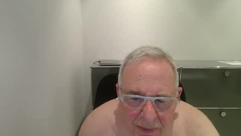martin_1947 online show from August 5, 9:20 pm