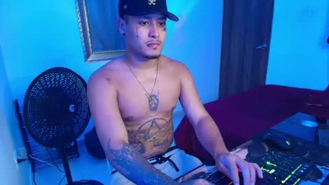 master_nauthy12boy online show from June 5, 8:03 pm