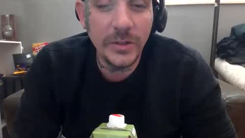 mastersmiley69 online show from April 19, 2:55 am
