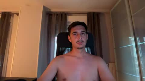 Aaron online show from July 12, 7:49 pm