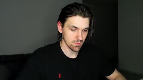 mateo_zeus online show from May 8, 12:49 pm