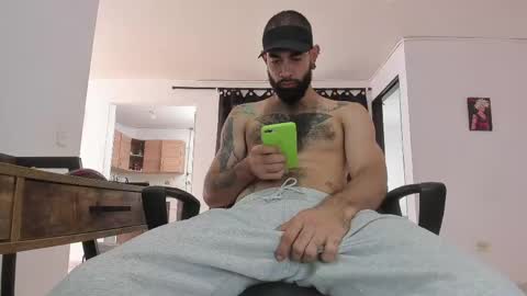 Matheus     online show from May 8, 5:35 pm