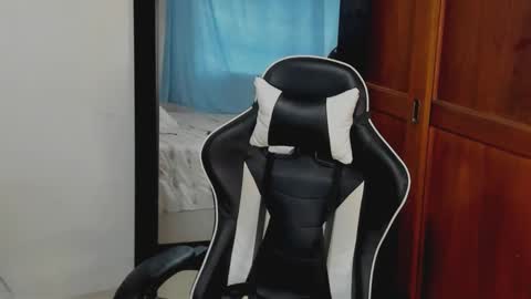 mathews_smith online show from May 11, 12:29 pm