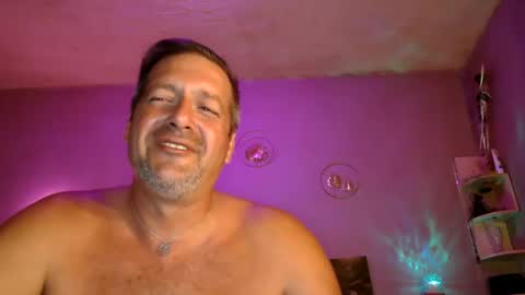 matrike1 online show from May 31, 6:09 pm