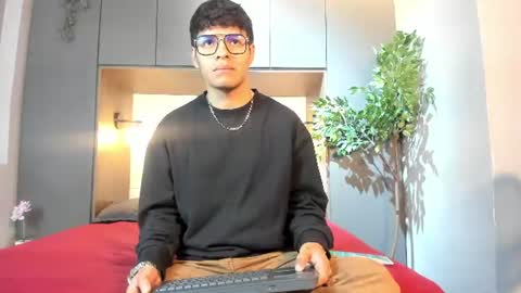 Mats  online show from August 3, 11:49 am