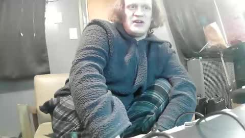 mattskiba89 online show from May 6, 1:22 pm