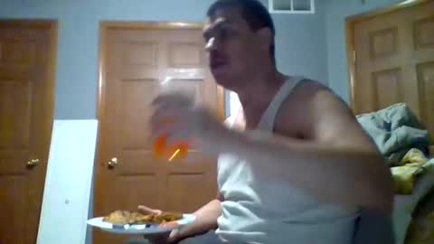 mauricescott online show from May 1, 4:27 am