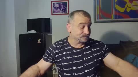 mauro1971 online show from May 16, 11:30 am