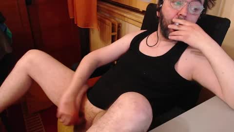 Max online show from May 17, 5:59 am