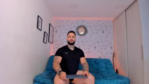 max D. online show from July 10, 2:37 am