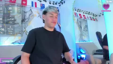max_dixon7 online show from July 29, 2:43 am
