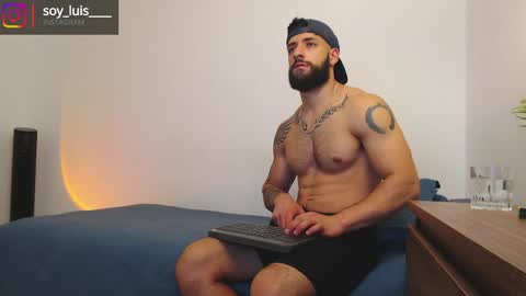max_xl_ online show from May 15, 2:42 am
