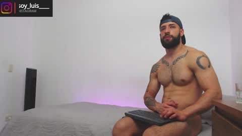 max_xl_ online show from May 7, 3:34 pm