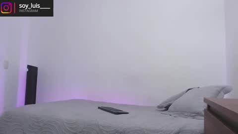 max_xl_ online show from April 28, 1:22 am
