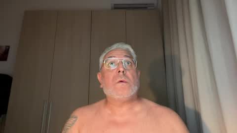maxbillo online show from July 16, 10:50 pm
