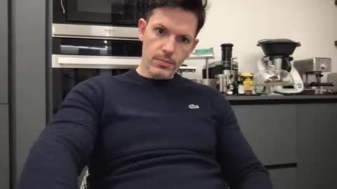 Mike online show from November 24, 6:42 pm