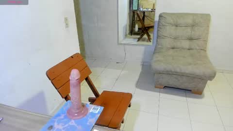 maxi dick online show from June 9, 3:58 pm