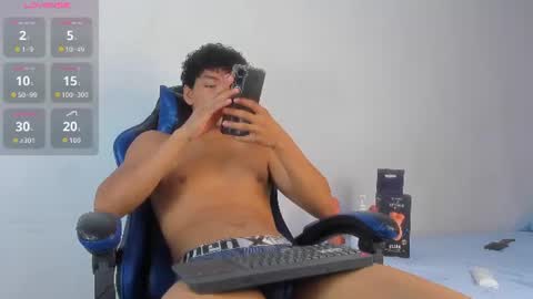 Maximiliano online show from July 29, 3:33 pm