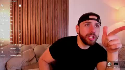 Maximo Wolf online show from June 13, 3:04 am