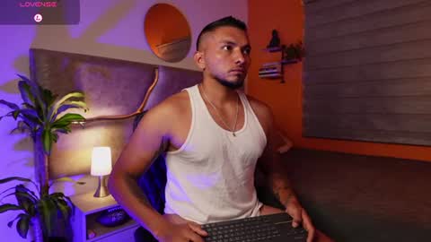 Maximus Clark online show from July 23, 9:39 am