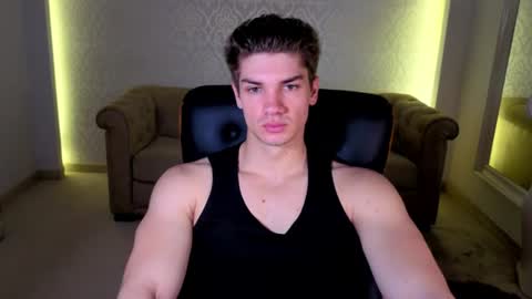 MaxKaiden online show from June 17, 4:47 am